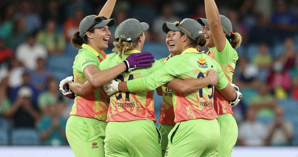 যে ওভারগুলো কখনো বোল হয় না: সিলেটের টারপা, ড্রেনেজ আর দৈনিক মজুরির হিসাব
