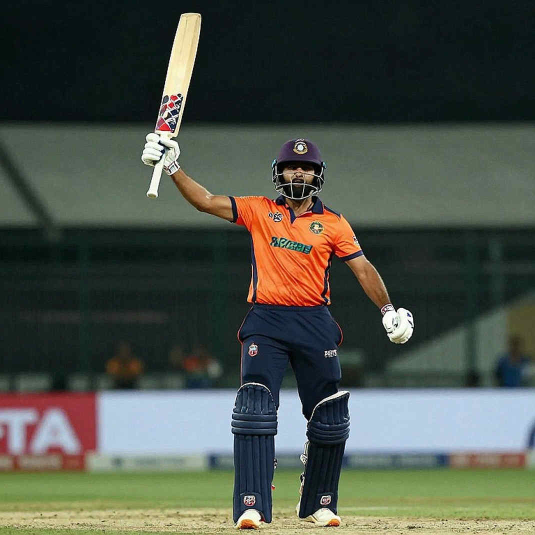 টেপ মিথ্যা বলে না: বাংলাদেশ-স্কটল্যান্ড সিরিজের প্রথম ম্যাচে যেখানে অর্ডার ভাঙল, সেখানেই লুকিয়ে আছে আসল পাঠ