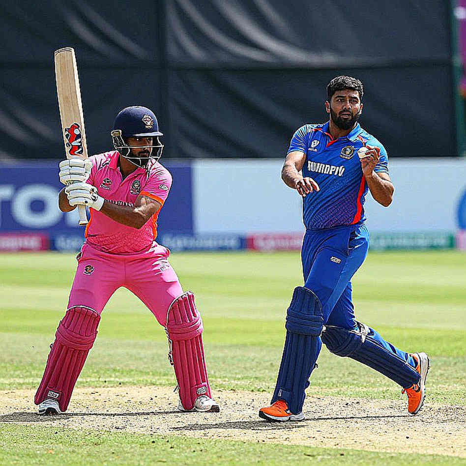 হারারের ২৩ বলে ইবোনি ব্র্যাথওয়েটের ঝড়: ১৭ বছরের রেকর্ডের ভেতরে যে হিসাব লুকিয়ে আছে হারারের ২৩ বলে ইবোনি ব্র্যাথওয়েটের ঝড়: ১৭ বছরের রেকর্ডের ভেতরে যে হিসাব লুকিয়ে আছে