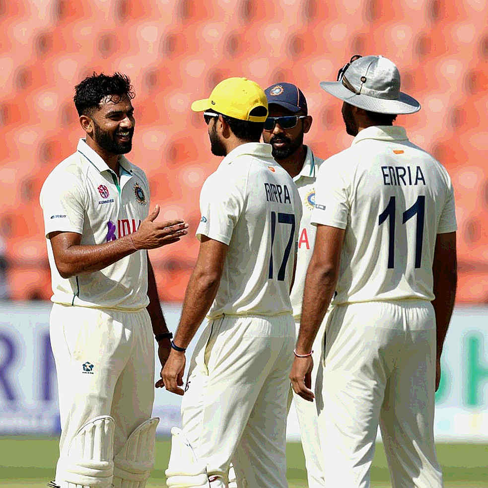 খালি স্টেডিয়াম, নীরব ভিড়: ক্রিকেটের হোম অ্যাডভান্টেজ আসলে কোথায় লুকিয়ে থাকে খালি স্টেডিয়াম, নীরব ভিড়: ক্রিকেটের হোম অ্যাডভান্টেজ আসলে কোথায় লুকিয়ে থাকে