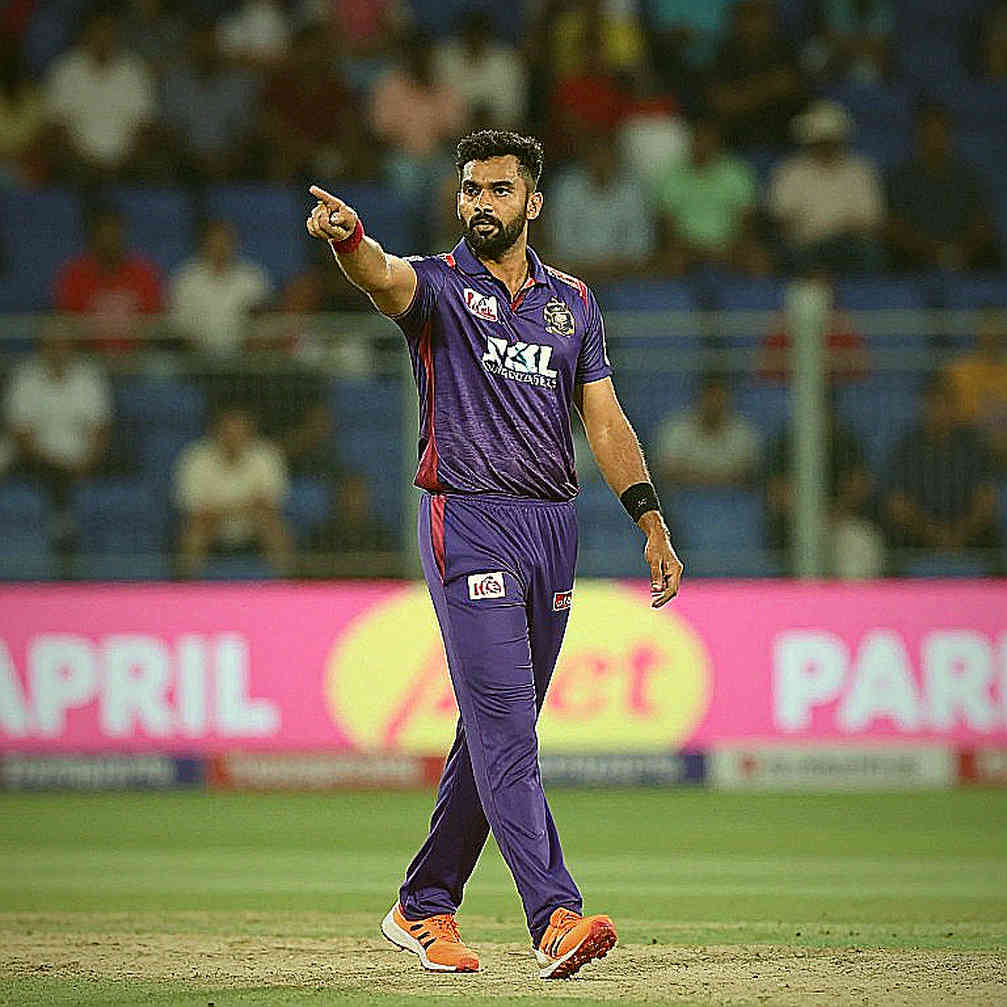 ৩৫১ রক্ষা না করার হিসাব: ভুবনেশ্বরের ফিরে আসার দাবি এবং ফরম্যাট-ফাঁদের পাঠ