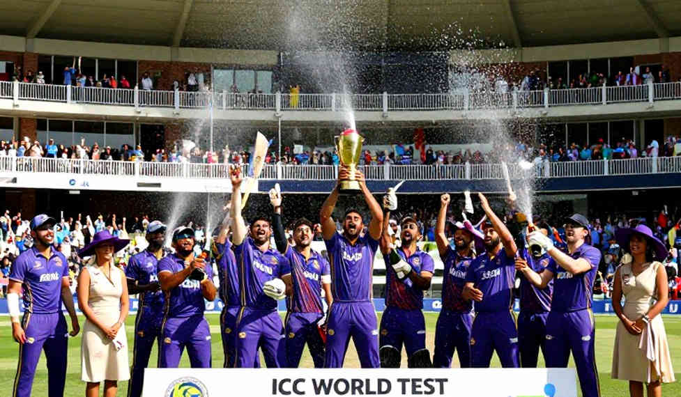 ভিনটেজ গাড়ির চাবি কার হাতে: ধোনির ডিসেম্বর আর চেন্নাইয়ের পুরনো নির্ভরতা