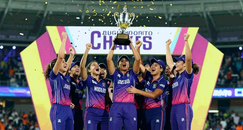 খালি খাতা, ভরা মাঠ: বাংলাদেশের যুব ক্রিকেট ও ফুটবলের স্থানান্তর বাজারে যা কেউ লেখে না খালি খাতা, ভরা মাঠ: বাংলাদেশের যুব ক্রিকেট ও ফুটবলের স্থানান্তর বাজারে যা কেউ লেখে না