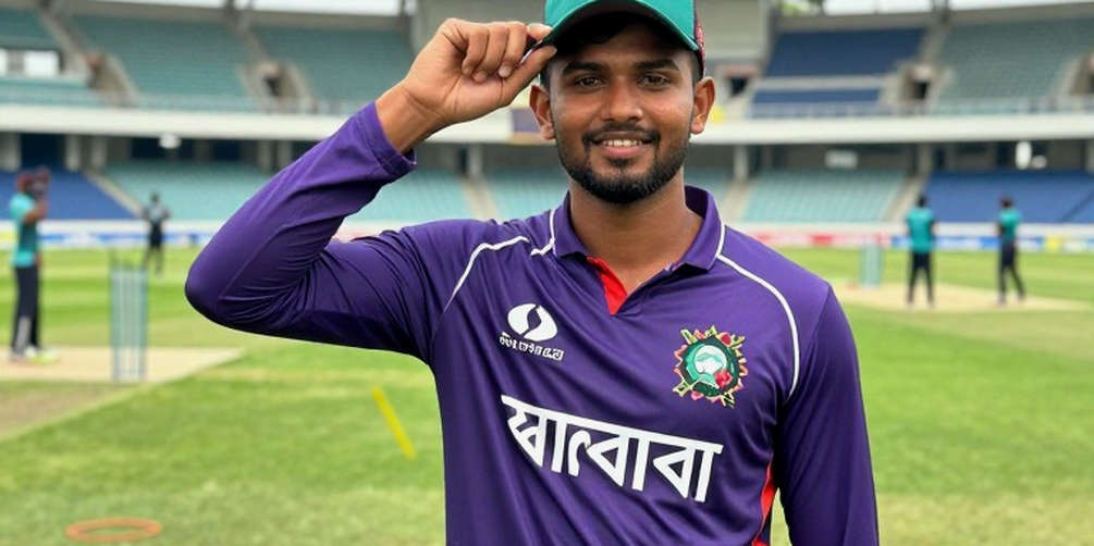 পার্থের এক ওয়ার্ম-আপ, হোবার্টের সিম — ইংল্যান্ডের সাদা-বল প্রস্তুতিতে ফাঁকটা কোথায় পার্থের এক ওয়ার্ম-আপ, হোবার্টের সিম — ইংল্যান্ডের সাদা-বল প্রস্তুতিতে ফাঁকটা কোথায়
