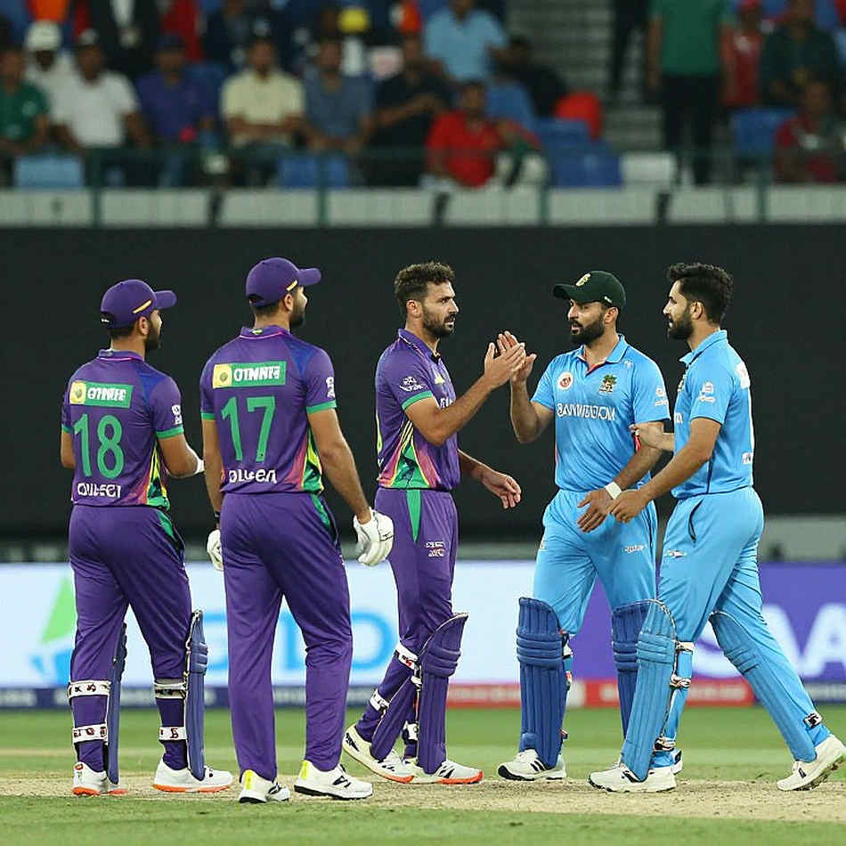 অন-চেইন স্কোরবুক ও ১২ মিটারের চ্যানেল: বিপিএলের ডেটা-অর্থনীতিতে আবাহনীর ৪-২-৩-১ অন-চেইন স্কোরবুক ও ১২ মিটারের চ্যানেল: বিপিএলের ডেটা-অর্থনীতিতে আবাহনীর ৪-২-৩-১