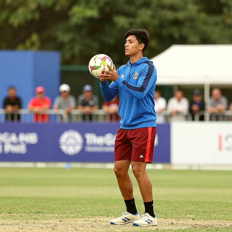 New Moon's Light, Old Shadow: Jangoo's T20I Call-Up and the Silent Gap Between Two Formats New Moon's Light, Old Shadow: Jangoo's T20I Call-Up and the Silent Gap Between Two Formats